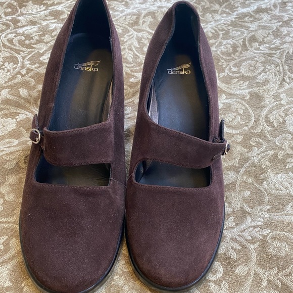 New Dansko Suede Mary Janes - Picture 2 of 7